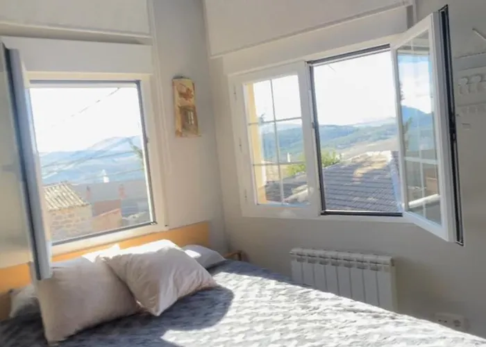 Mi Casita De Gredos Hébergement de vacances Hoyocasero